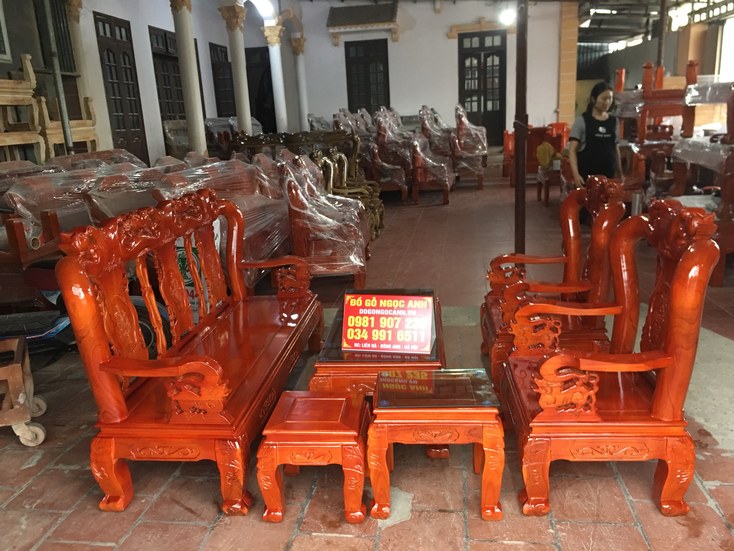 bàn ghế gỗ phòng khách tại Thanh Hóa